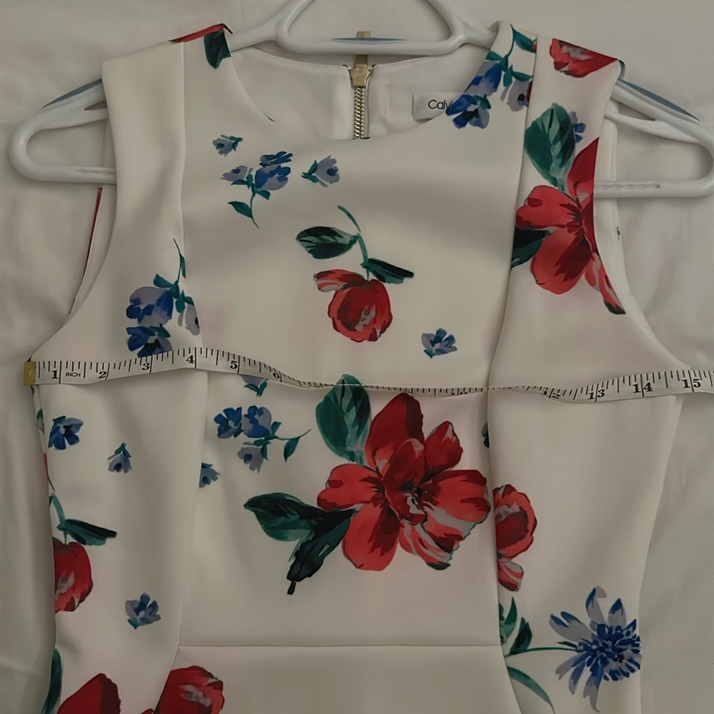Calvin Klein Sheath Dress - Size 2 - Picture 4 of 8